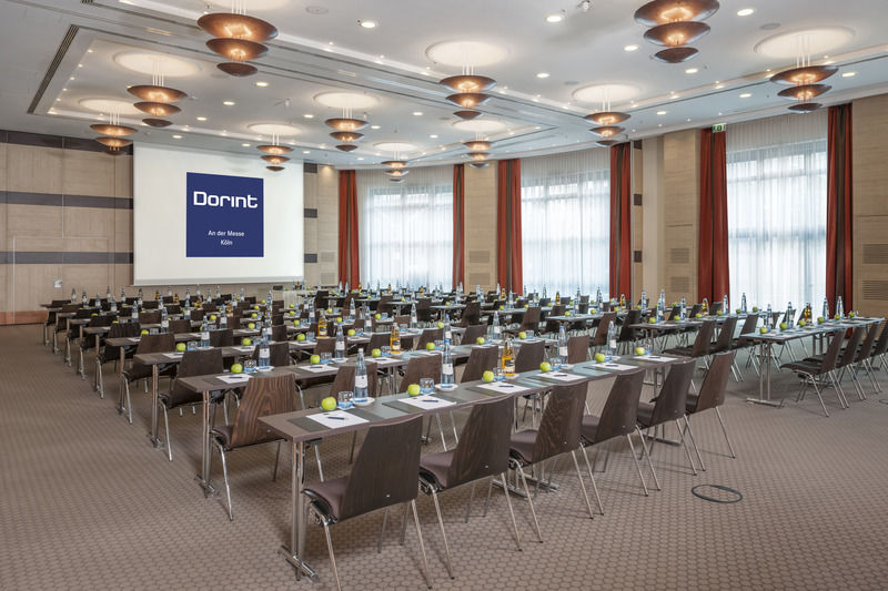 Dorint An Der Messe Koeln Hotel Buitenkant foto