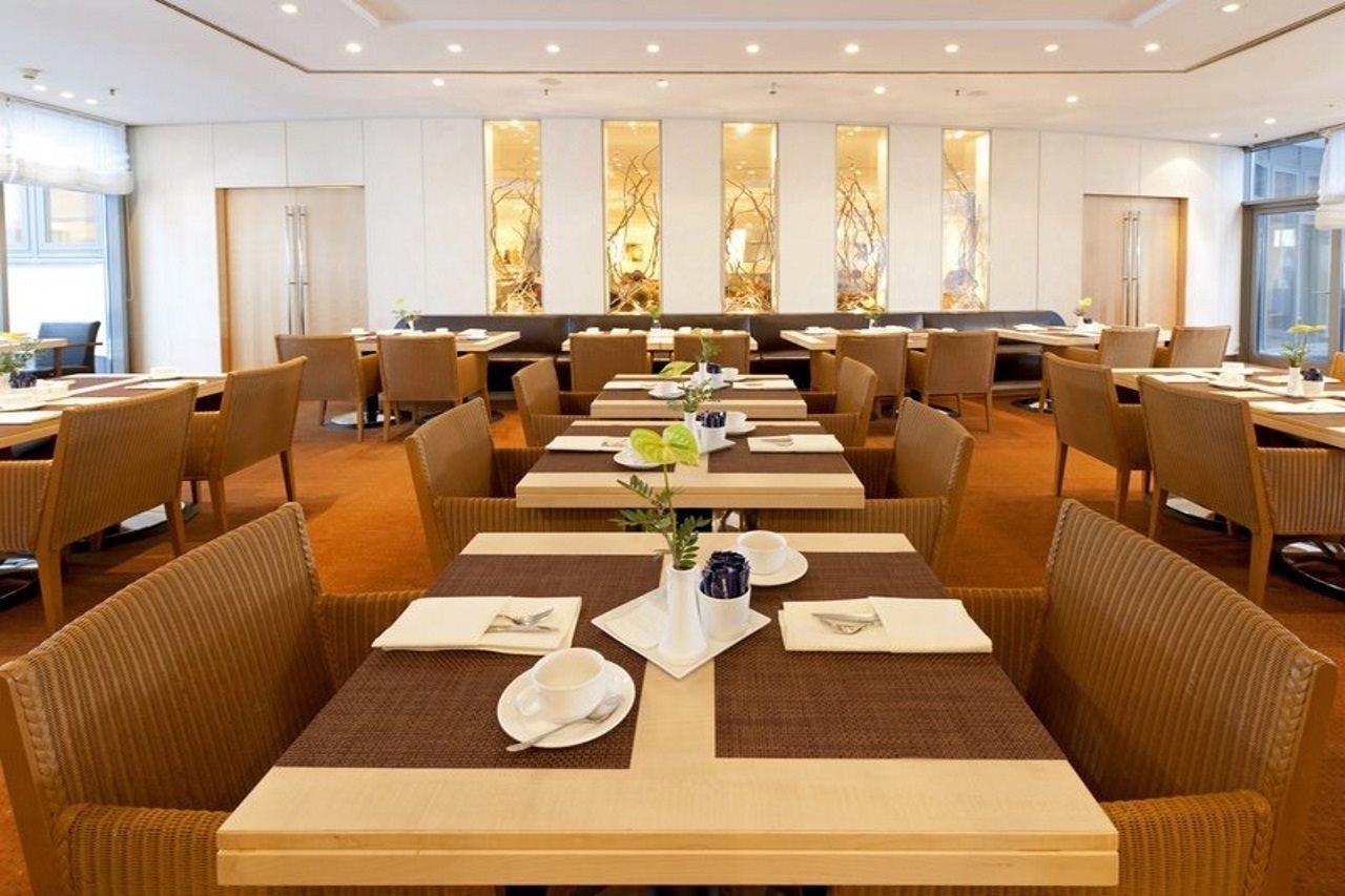 Dorint An Der Messe Koeln Hotel Restaurant foto